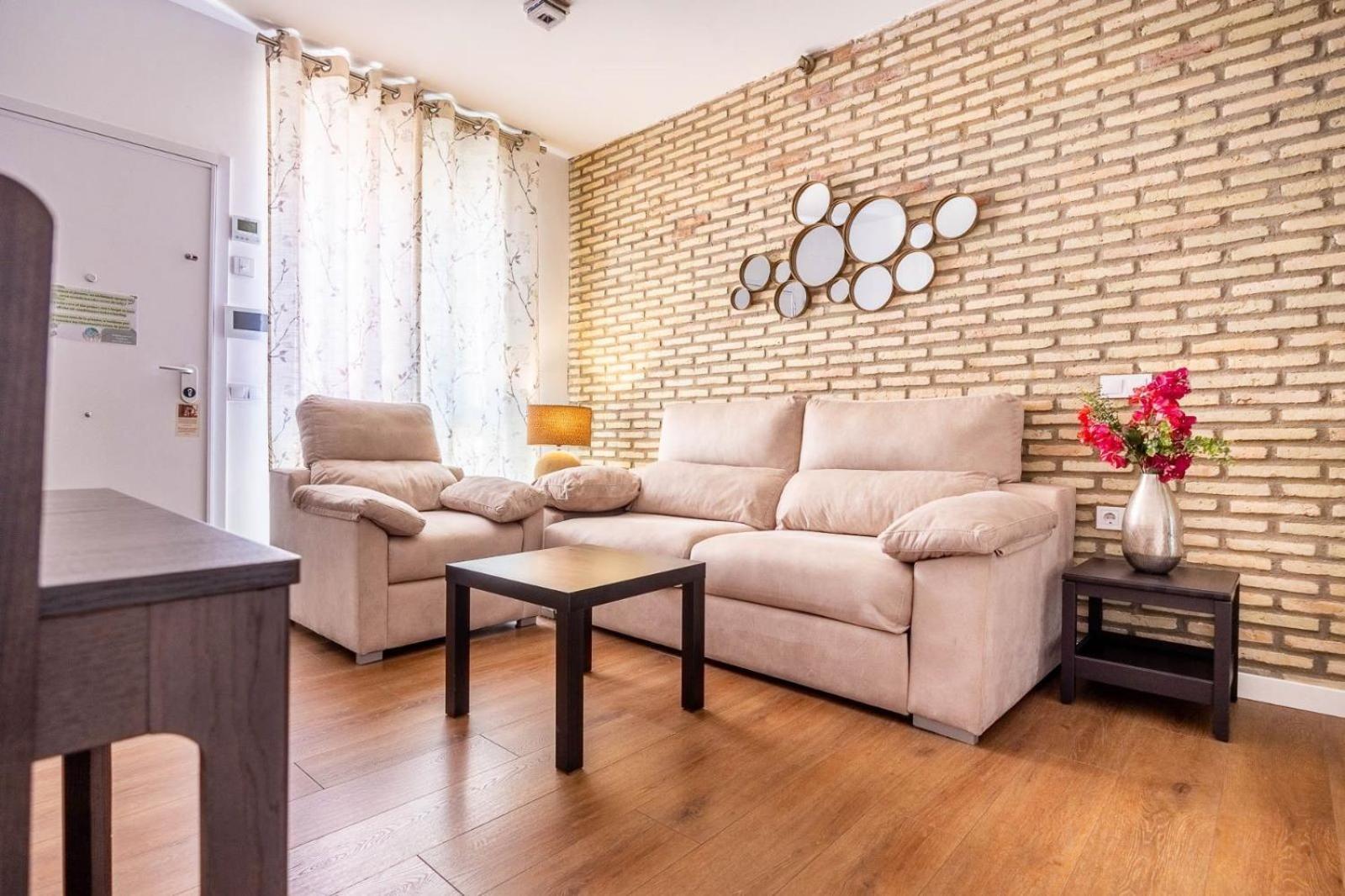 Apartamentos Poemas & Rimas De Becquer Sevilla Eksteriør bilde